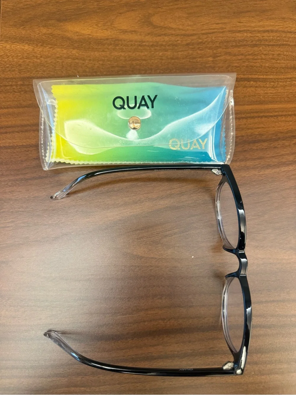 Quay Australia BLUE LIGHT ONLY Glasses with Black Frames with Case